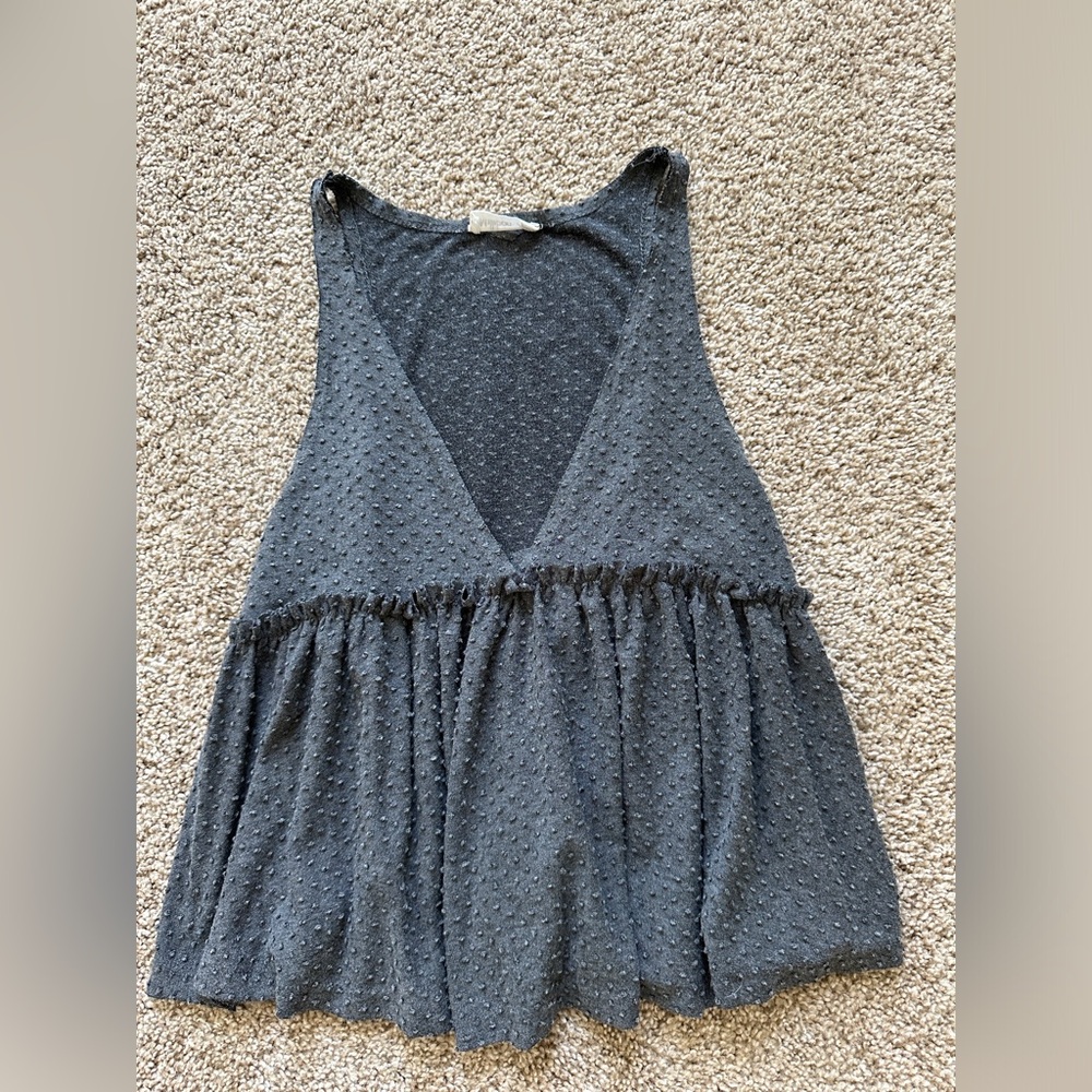 Small West End boutique tank top blouse💛